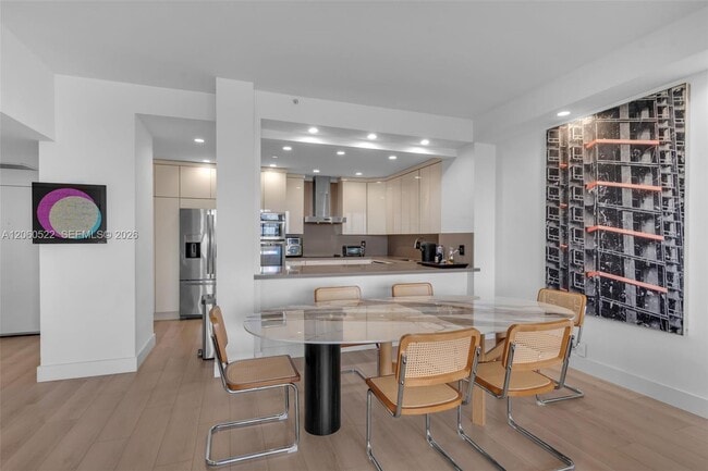 Building Photo - 151 Crandon Blvd