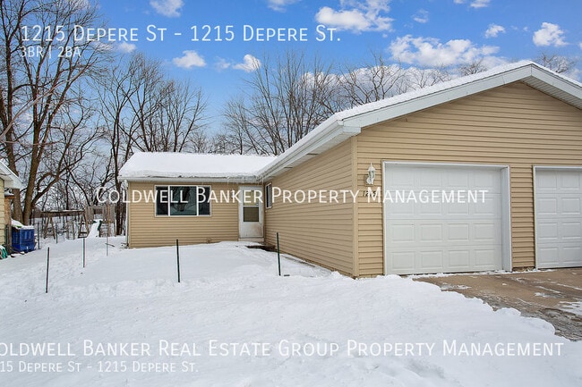 Building Photo - 1215 Depere St