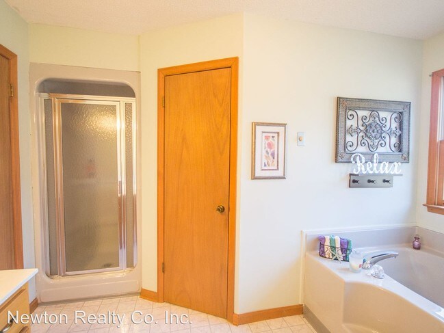 Building Photo - 25655 Watson Ln