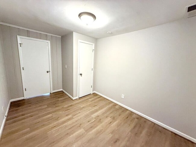 Building Photo - 5026 Bud Holmes Rd