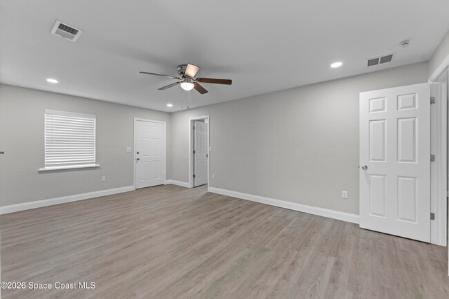 Building Photo - 2395 Port Malabar Blvd NE