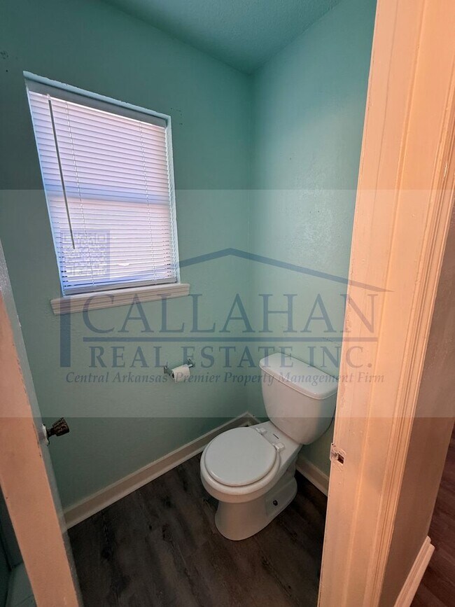 Building Photo - 4 Bedroom Home in Mabelvale