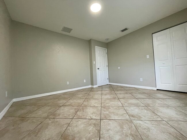 Building Photo - 2886 Harson Way
