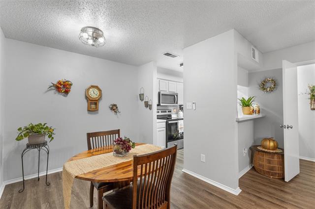 Building Photo - 3201 Donnelly Cir