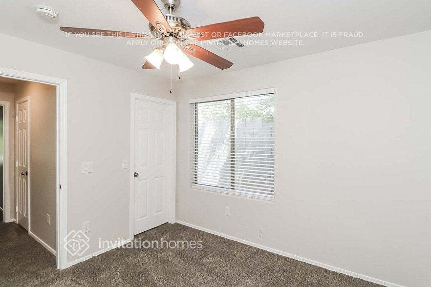 Building Photo - 2201 S 112th Ave