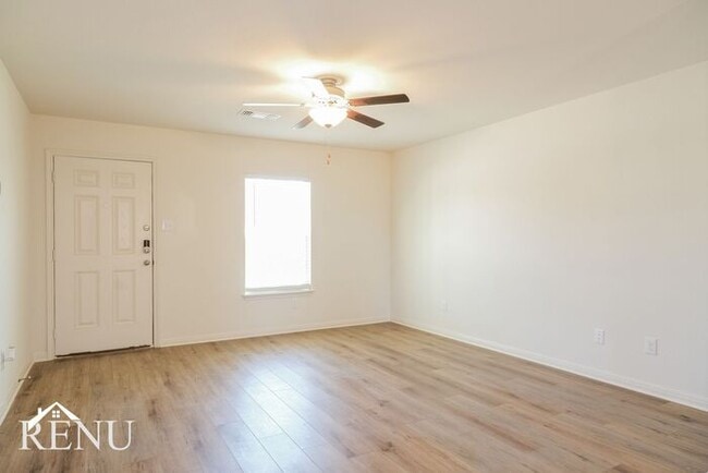 Building Photo - Coming Soon!