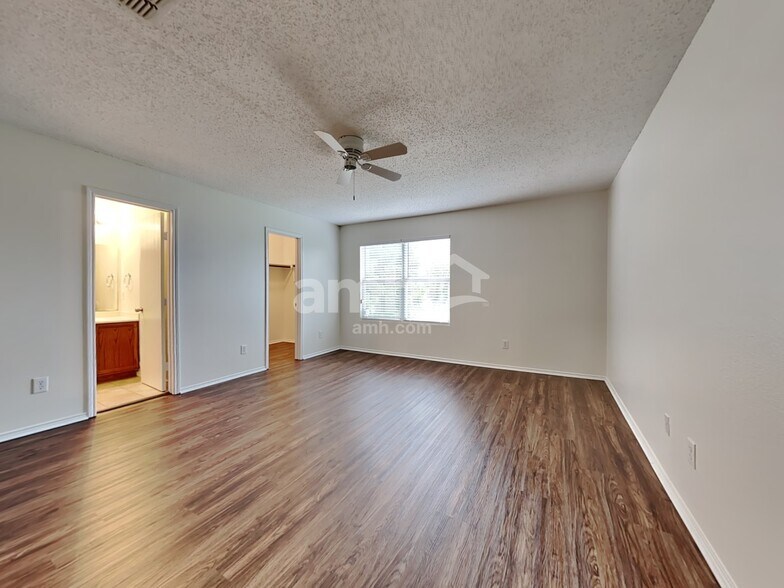 Building Photo - 6616 Waterhill Ln