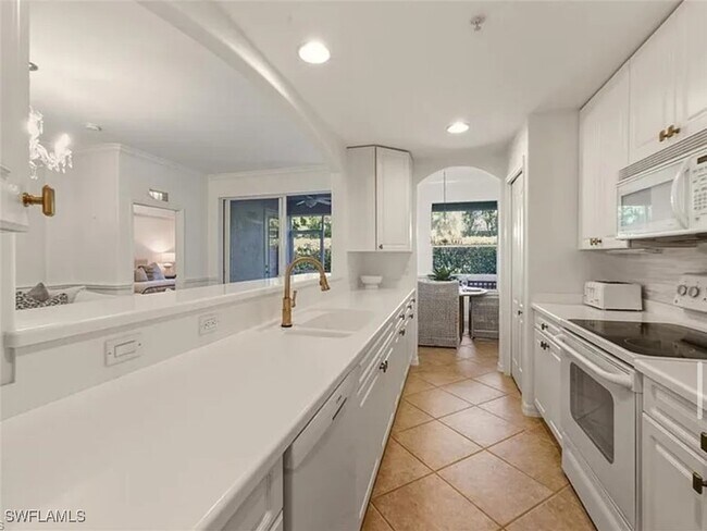 Building Photo - 1285 Sweetwater Cove