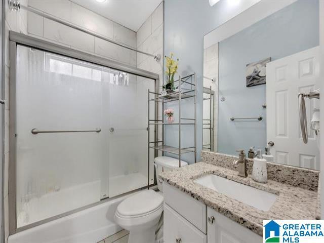 Building Photo - 3025 English Oaks Cir
