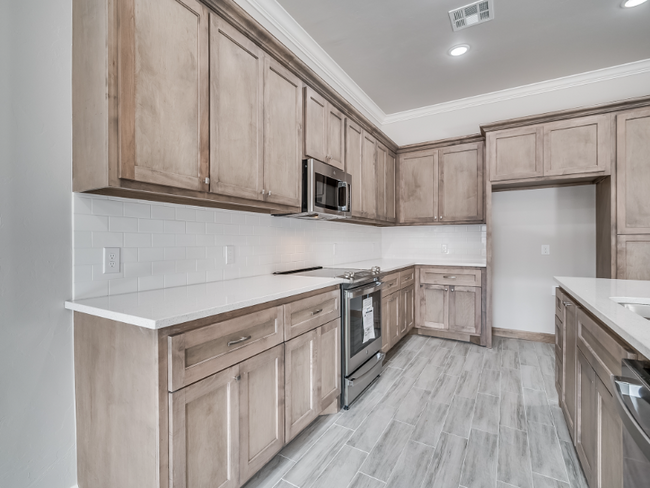 Building Photo - 1324 Chelham Ln