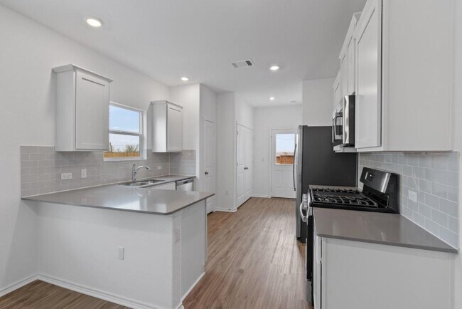 Building Photo - 7229 Spotted Leaf Wy