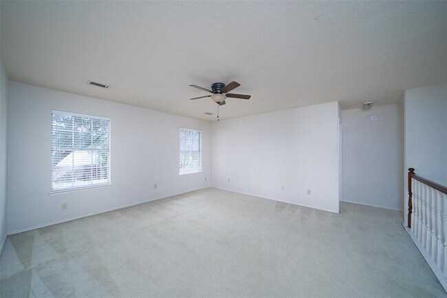 Building Photo - 427 Birch Hill Dr