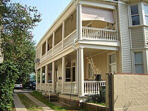 Building Photo - 92 Radcliffe St