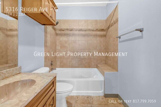 Building Photo - 5316 Reiger Ave