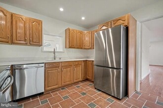 Building Photo - 2504 Korvale Ln