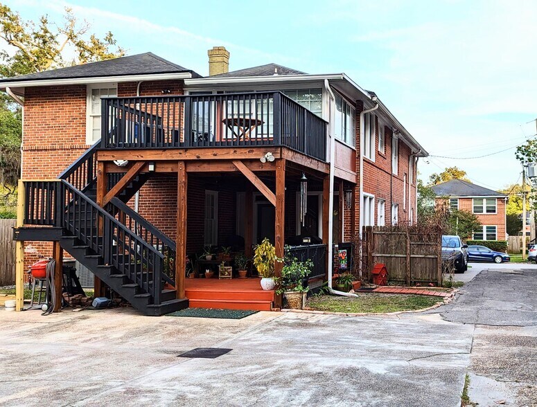 Building Photo - 2827 Herschel St