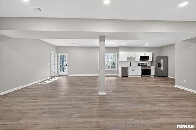 Building Photo - 1590 Highland Farm Dr