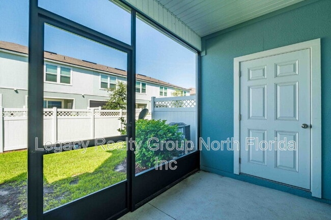 Building Photo - 509 Big Tree Wy