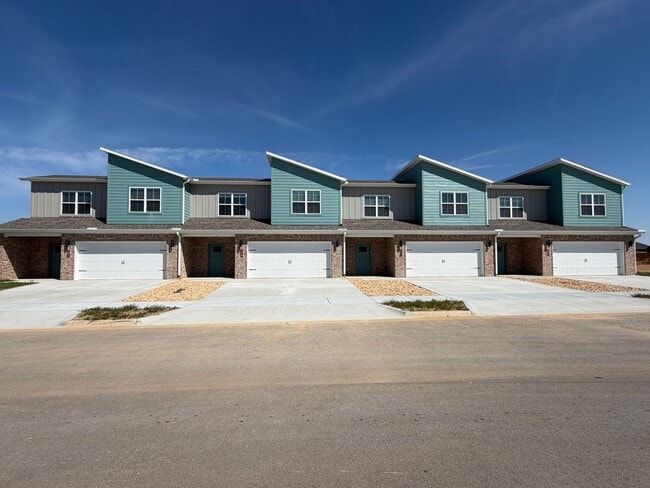 Building Photo - ***938 Seaborn Way***