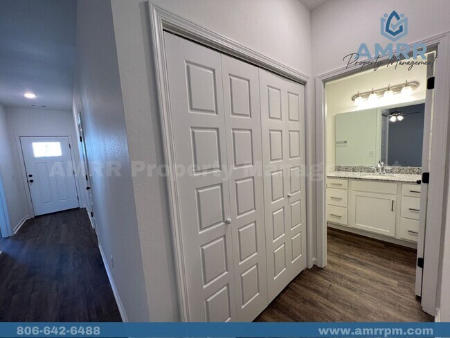 Building Photo - 411 Alex Jordan Dr.
