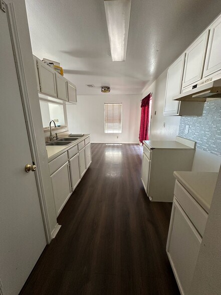 Building Photo - 3334 Aberdeen Loop