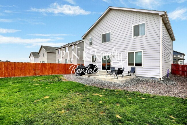 Building Photo - 10887 Pigeon Dr