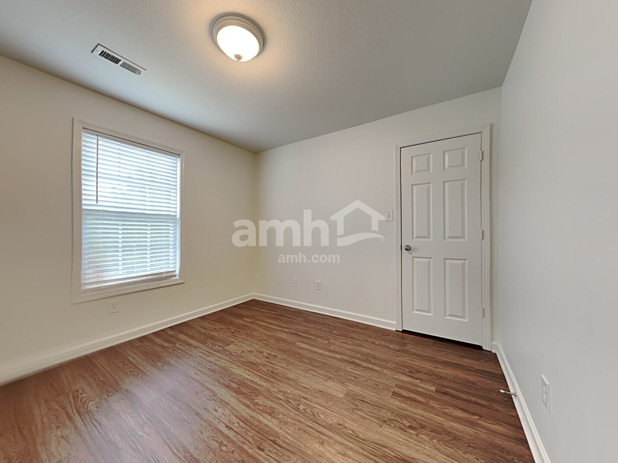Building Photo - 3127 Champions Trail Ln