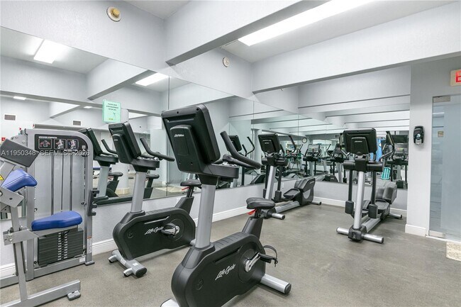 Building Photo - 1880 S Ocean Dr