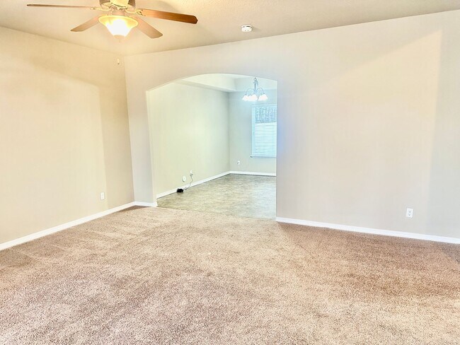 Building Photo - 9125 W Pirates Ct