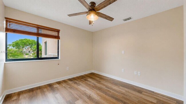 Building Photo - 11830 SW 80th St