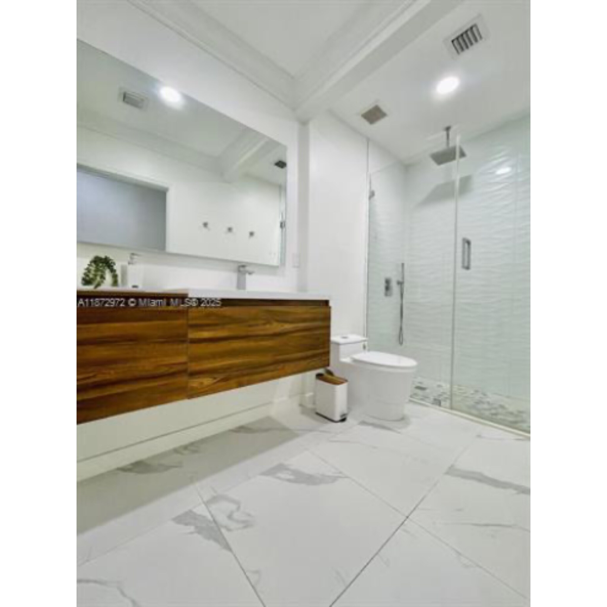 Building Photo - 3105 SW 143rd Ct