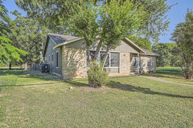 Building Photo - 7214 Salt Springs Dr