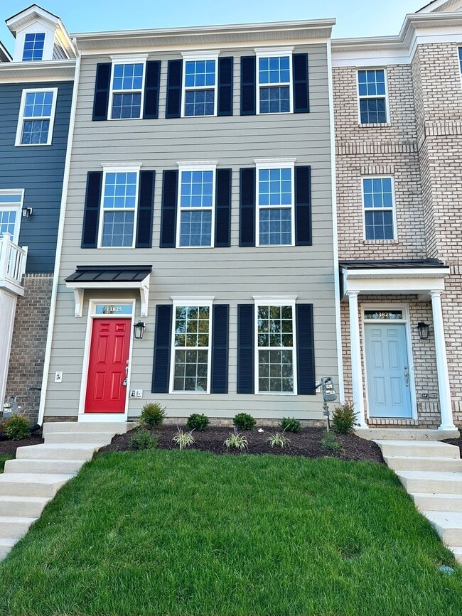 Building Photo - 409 Randolph Vw Dr