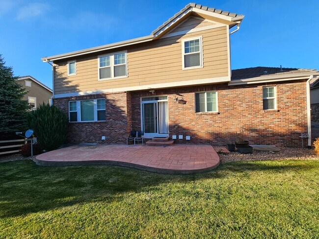 Building Photo - Beautiful and Expansive 4 Bed 3 Bath SFR by Buckley AFB