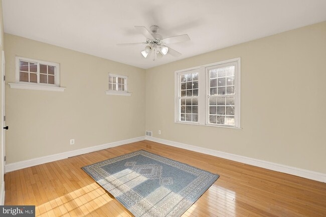 Building Photo - 3422 Pennsylvania Ave. SE