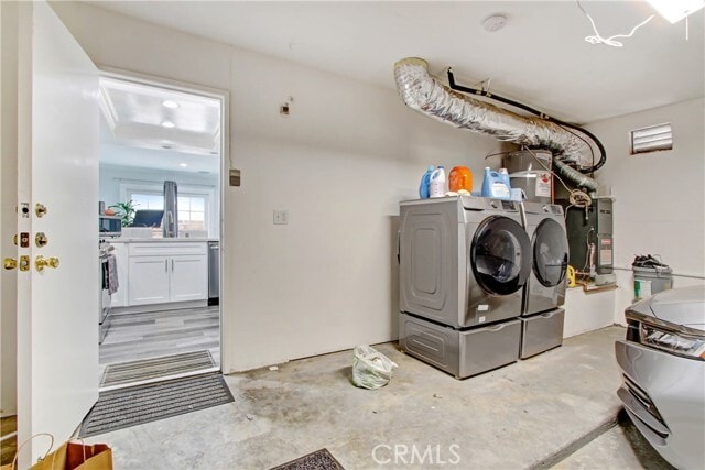 Building Photo - 555 S Azusa Ave