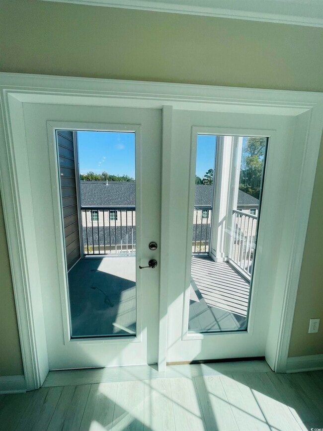 Building Photo - 165 Ella Kinley Cir