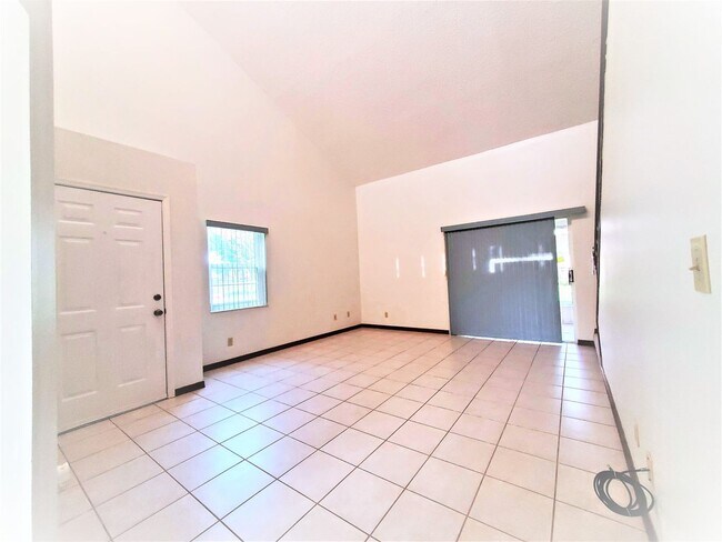 Building Photo - 1423 Disston Ave