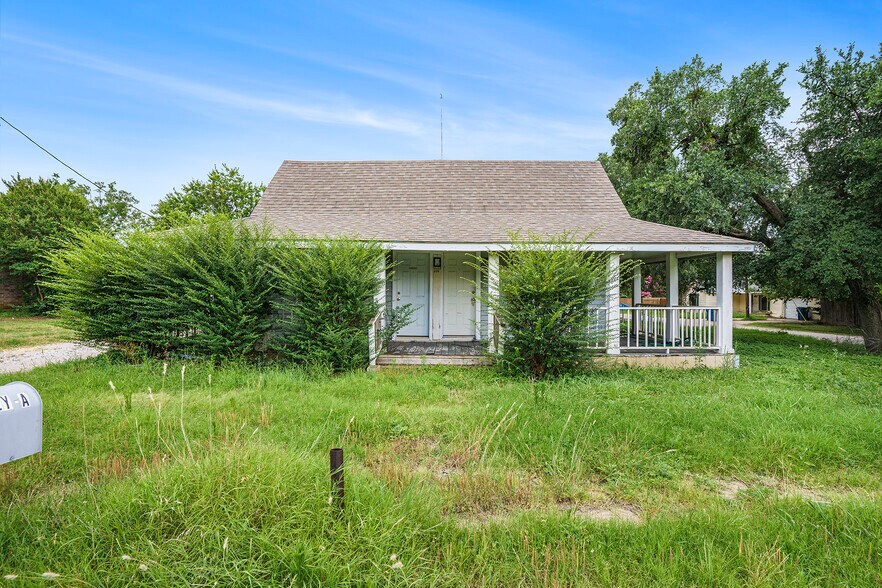 Building Photo - 111 W Atchley Ave