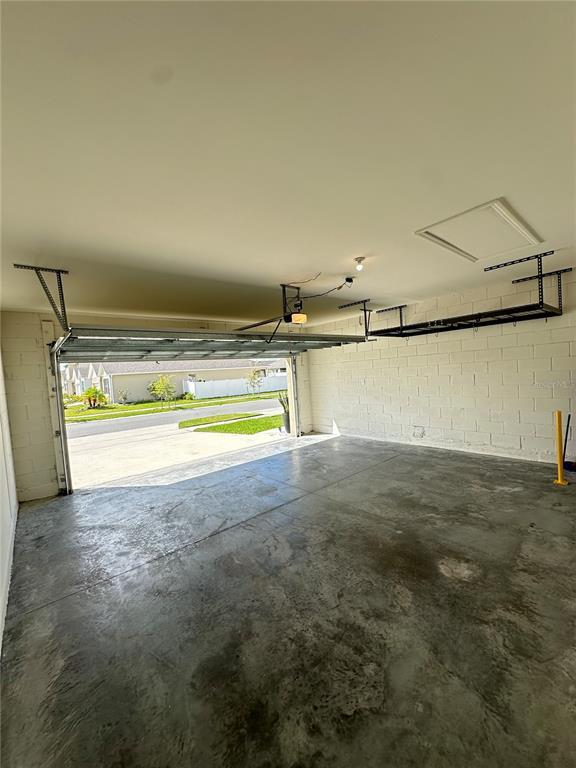 Building Photo - 1987 Cacutta Wy