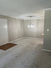 Building Photo - 6719 Gunston Ln