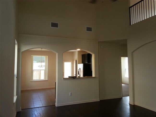 Building Photo - 2504 McDonald Way