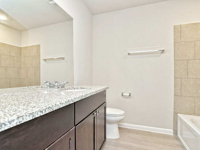 Building Photo - Beautiful 3036 SF Home - 5 Bed/3 Bath + Media Room and Game Room! - Hidden Trails, Bulverde