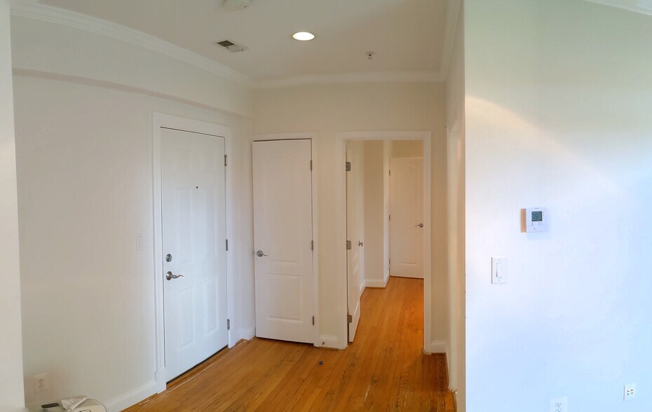 Building Photo - 5611 5th St NW