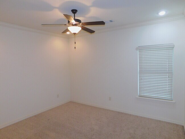 Building Photo - Gorgeous! Near Washington Regional and the Bike Trail! To schedule your own showing, 479-341-6744.