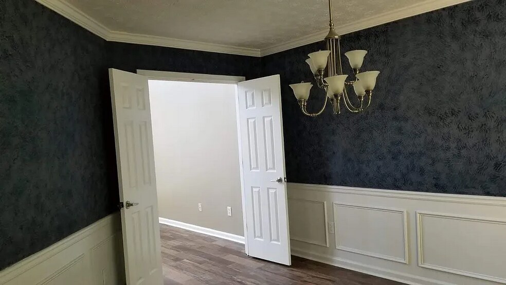 Building Photo - 1692 Tunbridge Ln