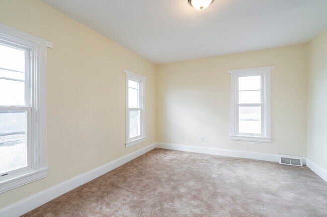 Bedroom - 64 Church Rd