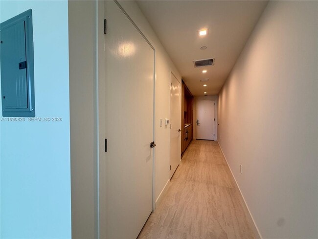 Building Photo - 77 SE 5th St