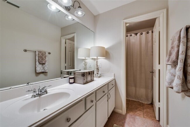 Building Photo - 7018 Paradise Park Bend