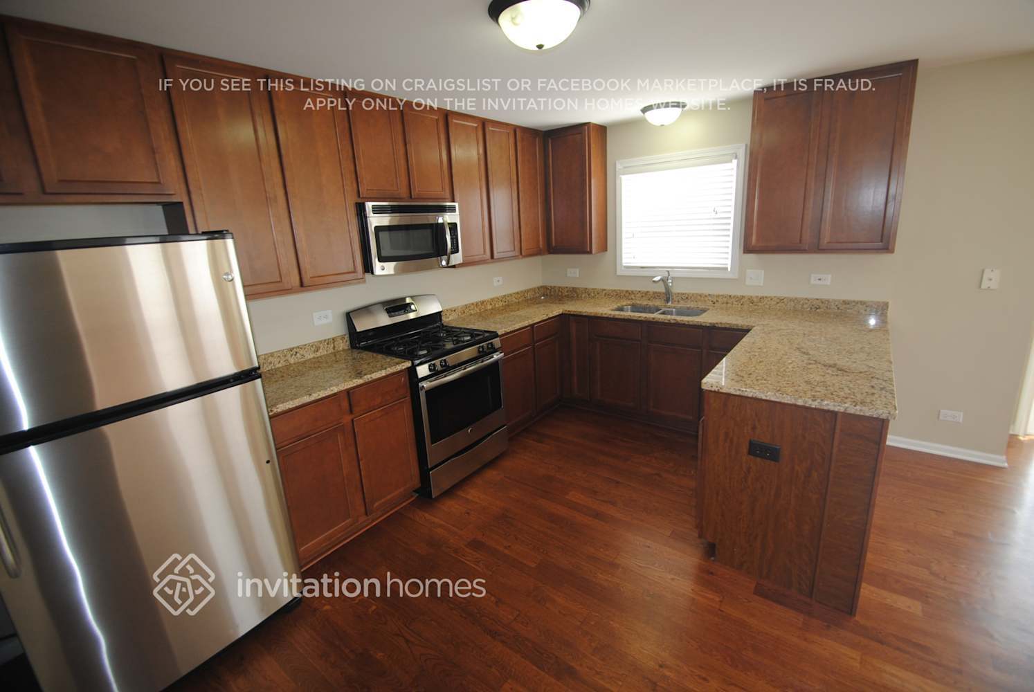 Building Photo - 621 Lake Plumleigh Way